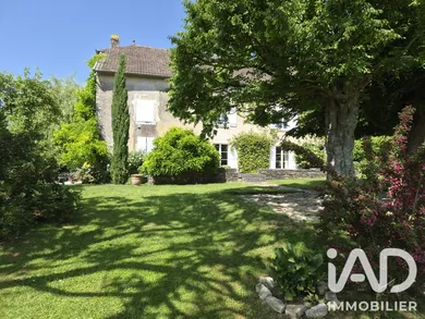 Mansion in Tromarey (70150)