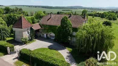 Mansion in Tromarey (70150)