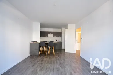 Appartement à Villeneuve-Saint-Denis (77174)