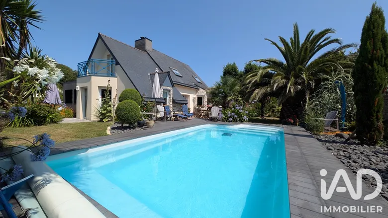 Maison 9 pièces 173 m² · à Plougrescant · 173 m² · 724 500 €