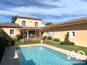 House in L'Isle-sur-la-Sorgue (84800)