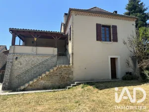 Maison de village à Saint-Jean-Lespinasse (46400)