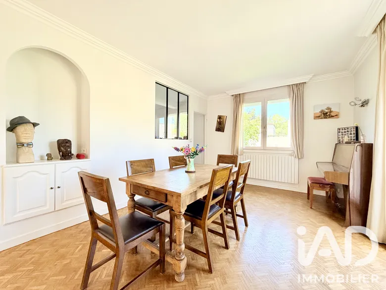 Maison 7 pièces 171 m² · à Durtol · 171 m² · 364 000 €