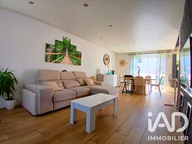 Townhouse in Cholet (49300)
