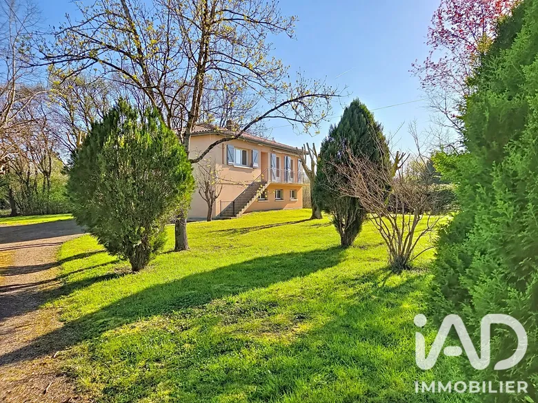 Maison 6 pièces 120 m² · à Pavie · 120 m² · 261 500 €