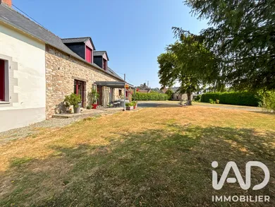 Longère à Sainte-Suzanne (53270)