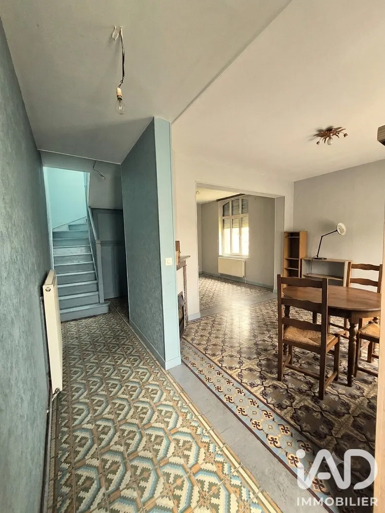 Maison 5 pièces 110 m² · à Divion · 110 m² · 110 000 €