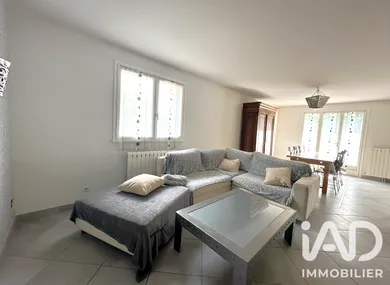 House in Saint-Romain-la-Motte (42640)