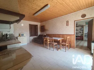 Maison de village à Val en Vignes (79290)