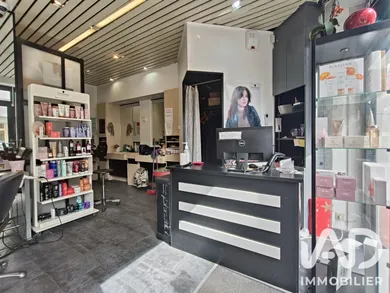Beauty, Hairdressing in Courbevoie (92400)
