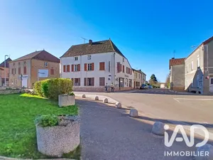 Village house in Gibles (71800)
