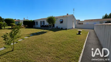 Traditional house in Fontcouverte (17100)