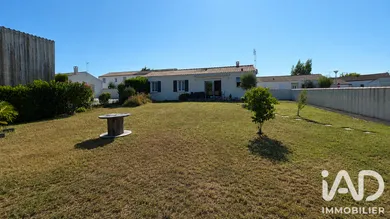 Traditional house in Fontcouverte (17100)