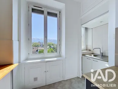 Apartment in Grenoble (38100)