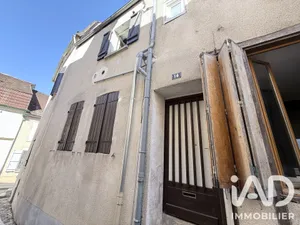 Townhouse in Saint-Florentin (89600)