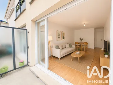 Apartment in Choisy-le-Roi (94600)