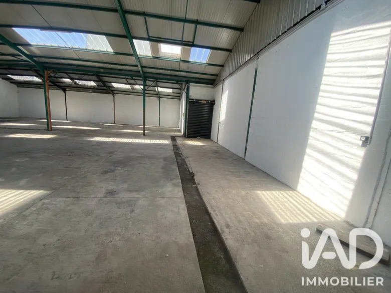 Parking 327 m² · à Wasquehal · 327 m² · 327 000 €