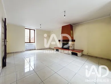 Maison de village à Liverdy-en-Brie (77220)