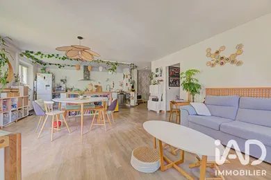 Appartement à Émerainville (77184)