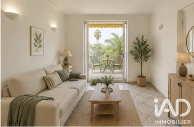 Apartment in Saint-Cyr-sur-Mer (83270)