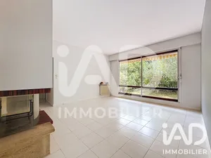 Appartement à Le Mesnil-le-Roi (78600)