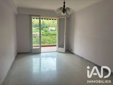 Apartment in Menton (06500)