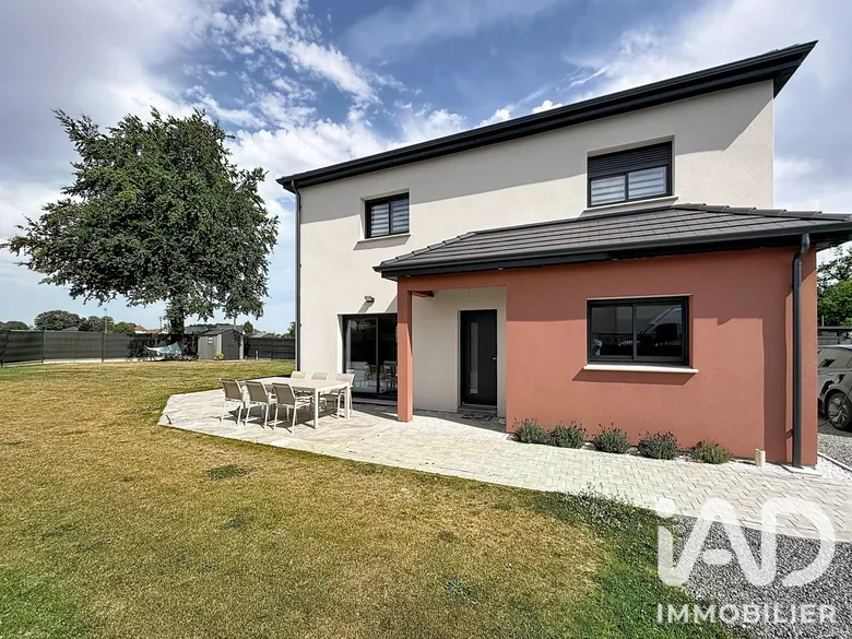 Maison 5 pièces 140 m² · à Auzebosc · 140 m² · 299 000 €