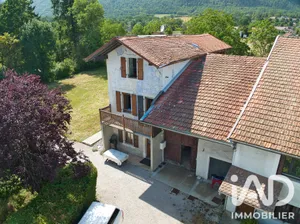 Maison traditionnelle à Gex (01170)