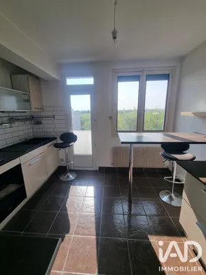 Apartment in Roanne (42300)