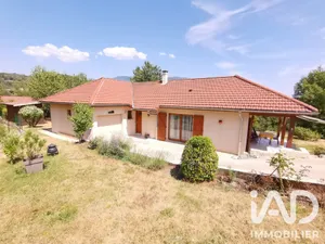Maison traditionnelle à Valromey-sur-Séran (01260)