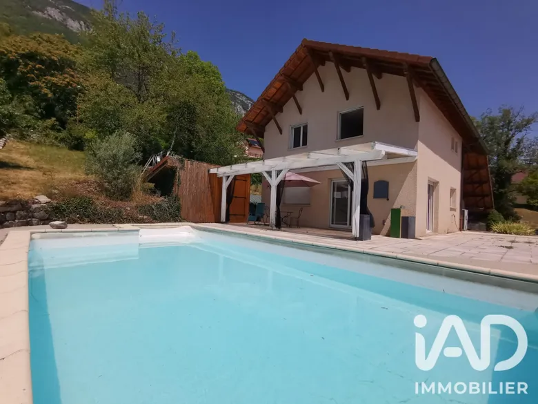 Maison 6 pièces 161 m² · à Culoz · 161 m² · 330 000 €