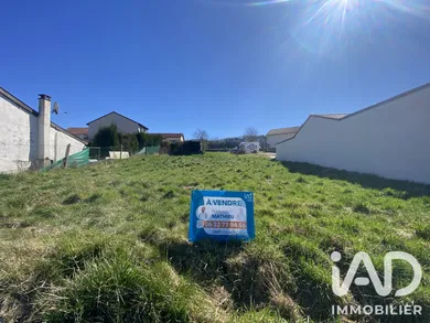Terrain à bâtir à Custines (54670)