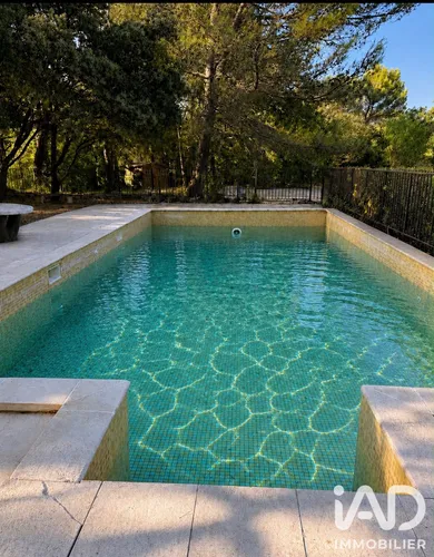 House in Lacoste (84480)