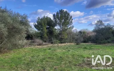 Terrain à bâtir à Saint-Quentin-la-Poterie (30700)