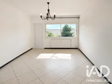 Apartment in Nîmes (30000)