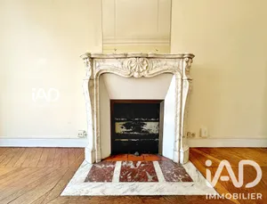 Apartment in Paris (75010)
