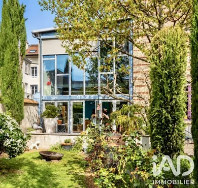 Architectural house in Reims (51100)