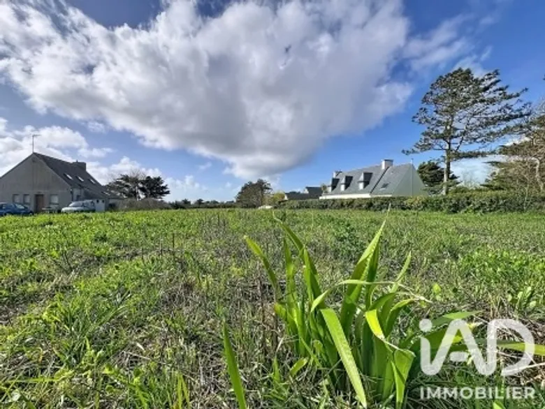 Terrain 1181 m² · à Bâtir À Plomeur · 1 181 m² · 222 000 €