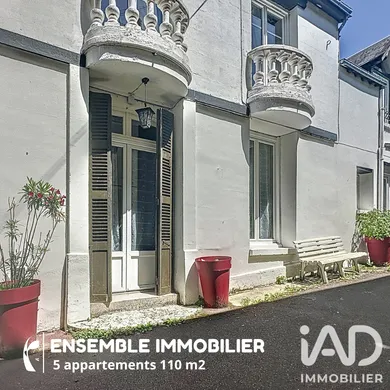 Building in Rouen (76000)