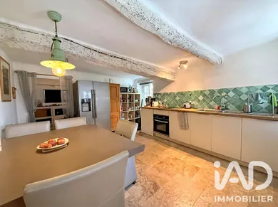 Appartement à La Garde-Freinet (83680)