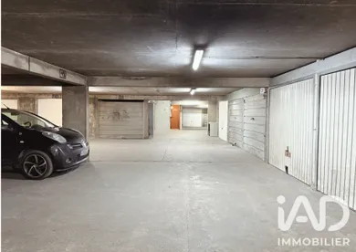 Garage à Paris (75018)