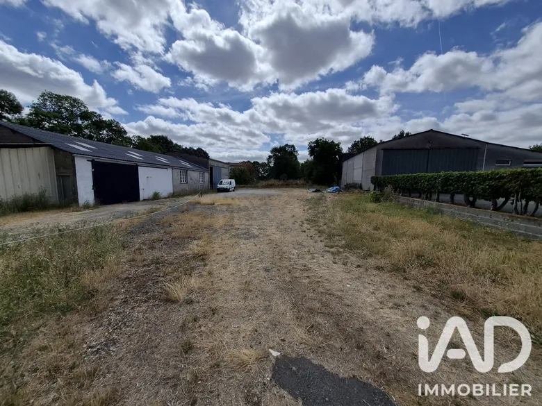 Terrain à bâtir à Chemillé-en-Anjou (49120) · 45 000 €