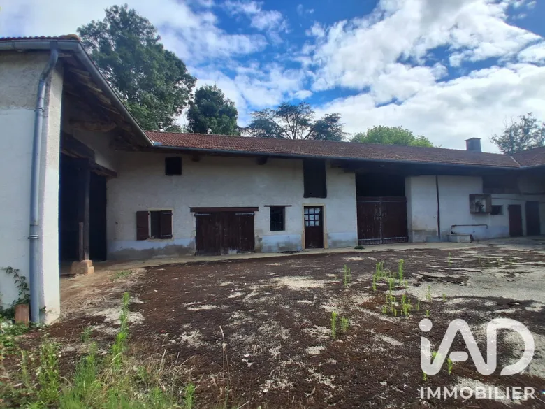 Maison 6 pièces 149 m² · à Cruzilles-lès-Mépillat · 148,5 m² · 319 000 €
