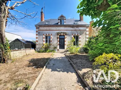 Maison de ville à Lorris (45260)