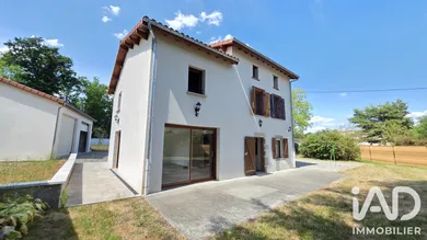 Maison à Orléat (63190)