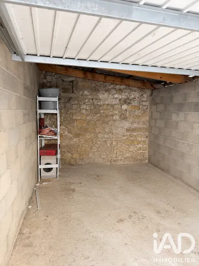 Garage à Saint-Geniès-de-Malgoirès (30190)