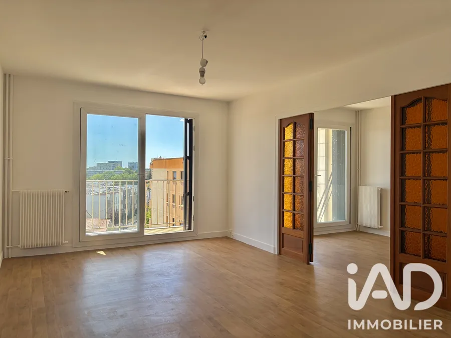 Appartement à Melun (77000) photo 2