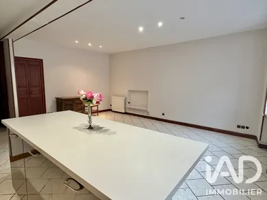 Townhouse in Saint-Gaultier (36800)