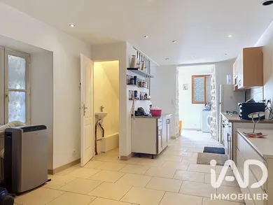 House in Valence-en-Brie (77830)