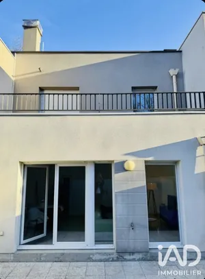 Maison de ville à Saint-Denis (93200)